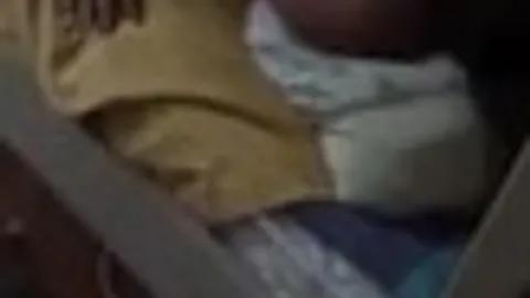 Hafta sonu barmen kız ne yaptı dersiniz